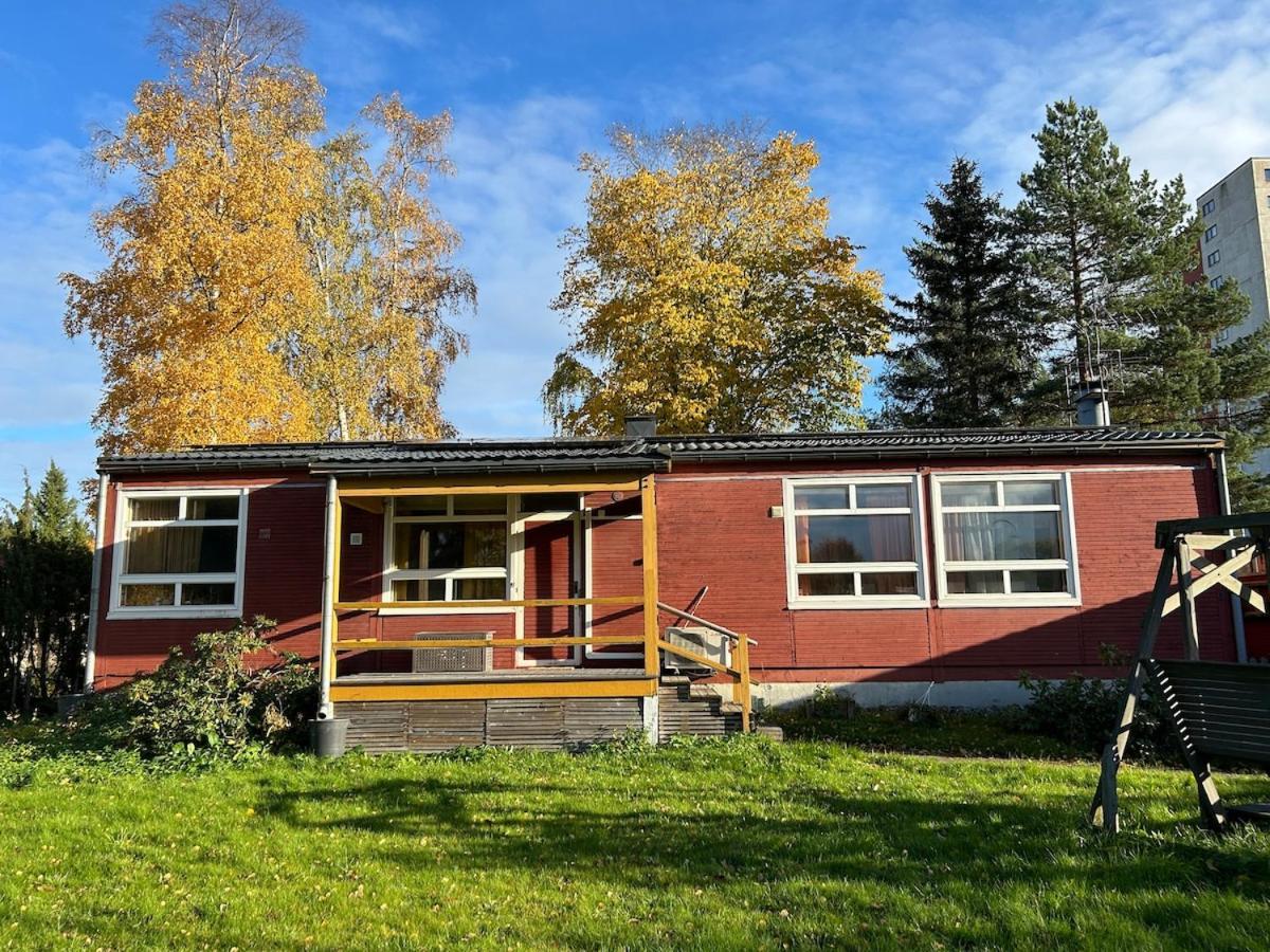 Bungalow House Flat In Rekola 33M2 Vantaa Esterno foto
